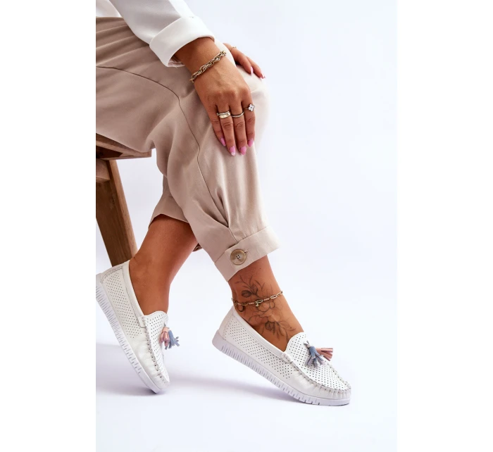 Dámské prolamované kožené mokasíny Bílé model 21618157 - EVENTO