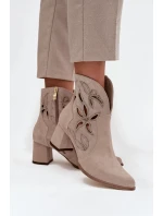 Topánky na podpätku model 219133 Krok vo veľkom štýle