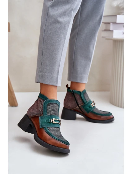 Topánky na podpätku model 219253 Krok vo veľkom štýle Topánky na podpätku model 219253 Krok vo veľkom štýle