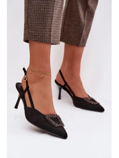 Sandále na podpätku model 224464 Krok vo veľkom štýle