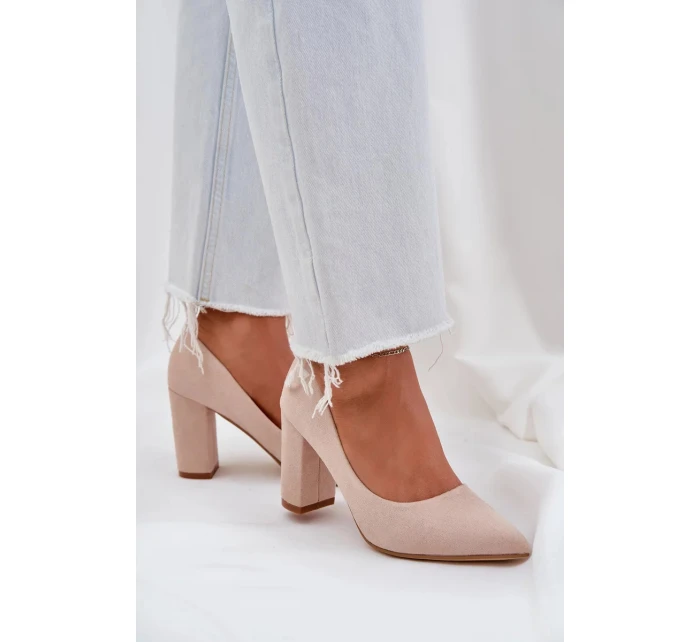 Dámske lodičky na podpätku z ekologického semišu Florena - béžové Dámske lodičky na podpätku z ekologického semišu Florena - béžové