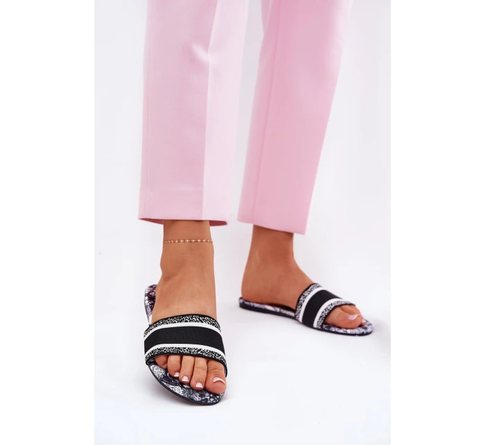 Vzorované Ploché Dámské Pantofle Černé model 21689579 - Boto Vzorované Ploché Dámské Pantofle Černé model 21689579 - Boto