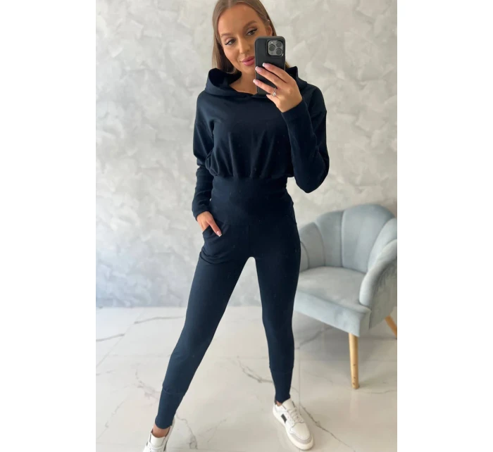 Sada so širokými rebrami tmavo modrá