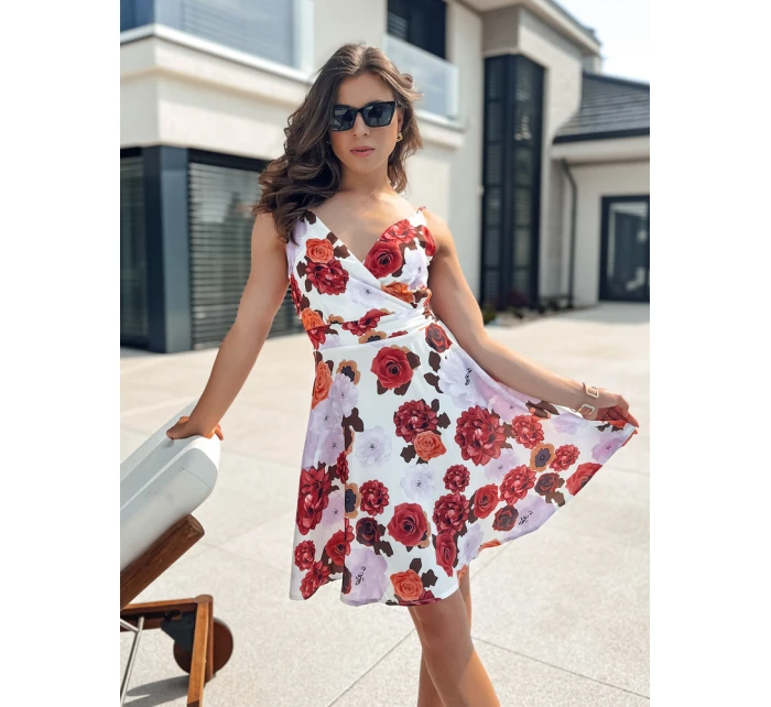 šaty bílé Dstreet model 21978006 - FashionStreet šaty bílé Dstreet model 21978006 - FashionStreet