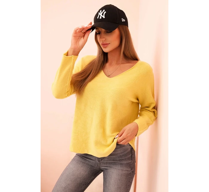 Dámsky viskózový sveter s výstrihom do V žltý