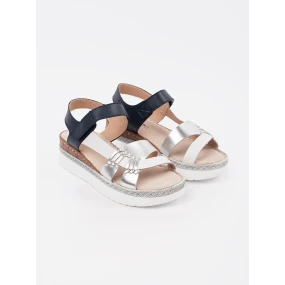 Módní bílé  sandály dámské platforma