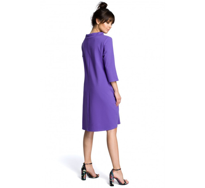 model 15097728 Oversized šaty s páskem na zavazování fialové - BeWear
