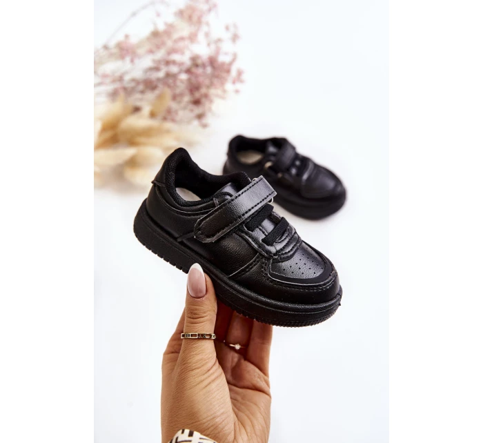 Dziecięce Niskie Buty Sportowe Czarne Frillo Dziecięce Niskie Buty Sportowe Czarne Frillo