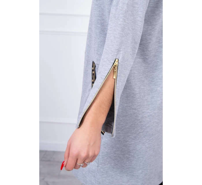 Mikina s ozdobnou šedou páskou