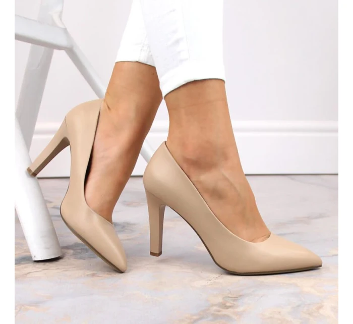 Sergio Leone W SK415B béžové lodičky na podpätku