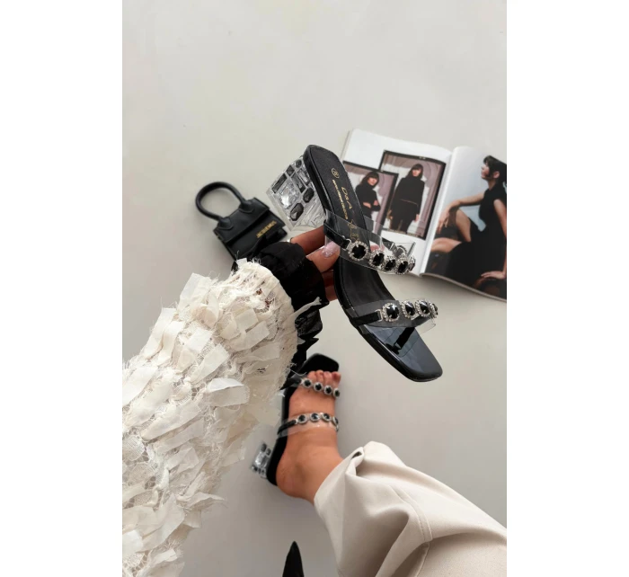 Dámské pantofle s krystaly D&A MR1037-02 Černé