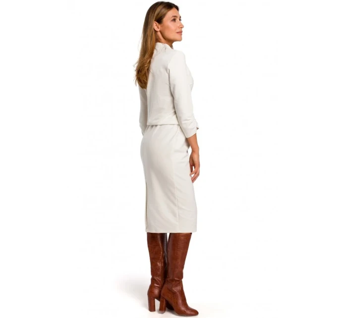 model 15101446 Pletené šaty s výstřihem do V cappuccino - STYLOVE model 15101446 Pletené šaty s výstřihem do V cappuccino - STYLOVE