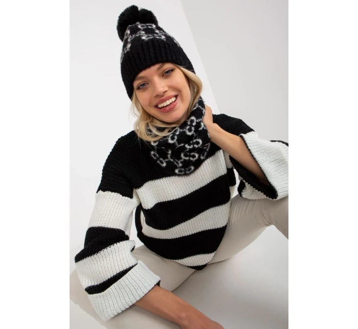 Nekonečný šál model 185920 AT Nekonečný šál model 185920 AT