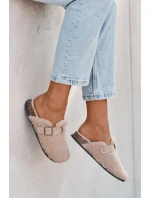 Dámské pantofle s kožíškem typu Béžové model 21709362 - Boto Dámské pantofle s kožíškem typu Béžové model 21709362 - Boto