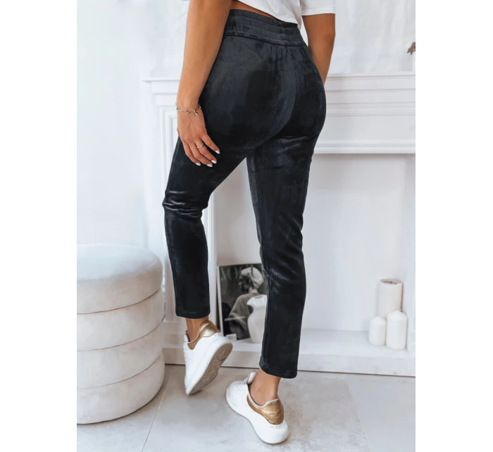 Dámské tepláky tmavě šedé Dstreet model 21971803 - FashionStreet Dámské tepláky tmavě šedé Dstreet model 21971803 - FashionStreet