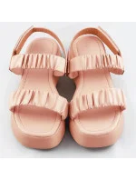 Béžové sandály na nízké platformě model 17352426 - Mix Feel