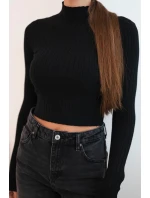 Dámské pruhované šaty s rolákem a ozdobnými knoflíky bordová