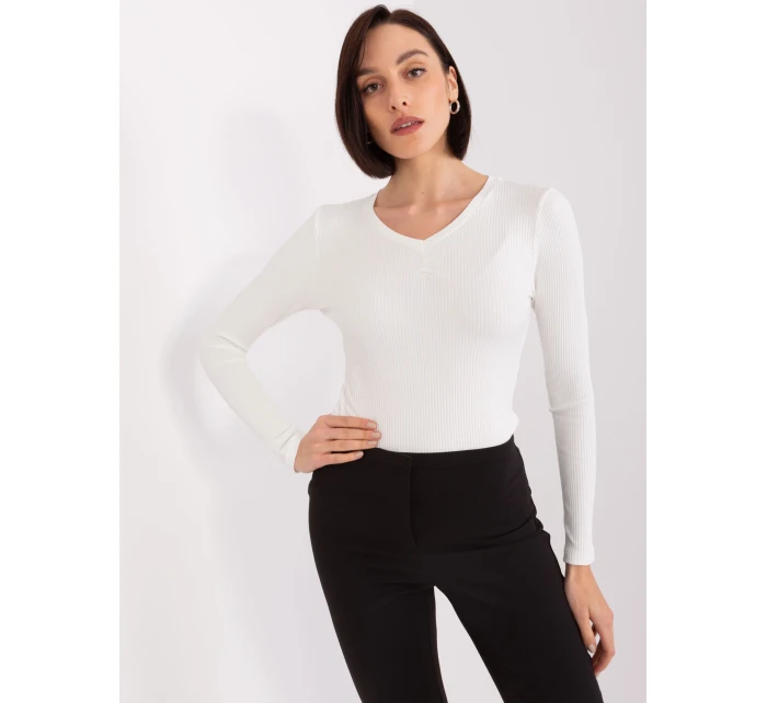 Bluzka RV BZ model 19040759 ecru - FPrice Bluzka RV BZ model 19040759 ecru - FPrice