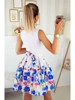 Dámské společenské šaty bez rukávů se model 15042960 sukní a páskem bílé Bílá / 40 - BICOTONE