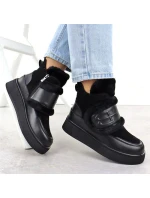 W model 21398666 zateplená obuv černá - Potocki