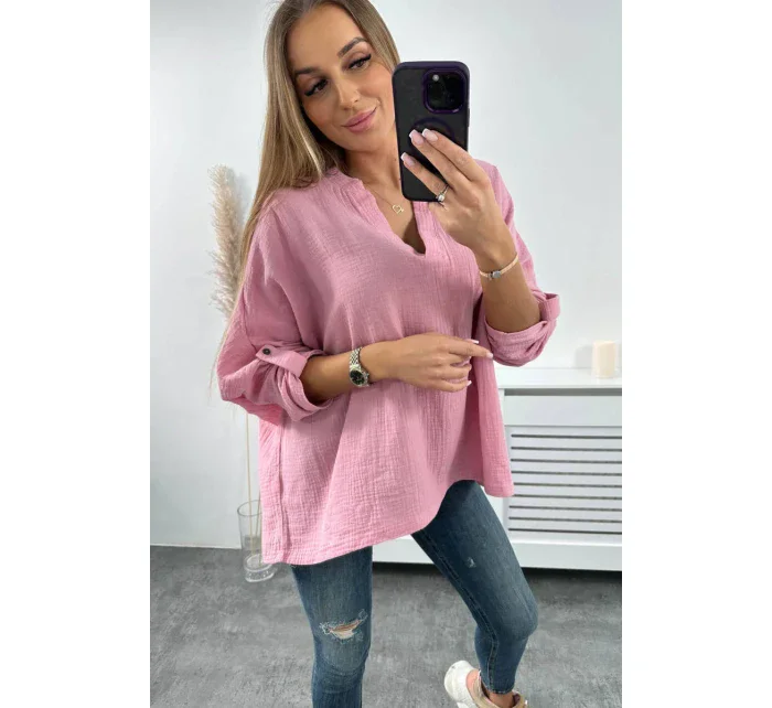 Mušelínová blúzka s vyhrnutými rukávmi svetlo ružová