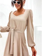 Elegantní béžové šaty s spodní částí model 19764115 - Moon