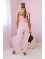 Kombinéza s volánom na vrchu púdrovo ružová Kombinéza s volánom na vrchu púdrovo ružová