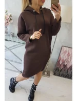 Šaty s kapucí a bočním rozparkem hnědé Šaty s kapucí a bočním rozparkem hnědé